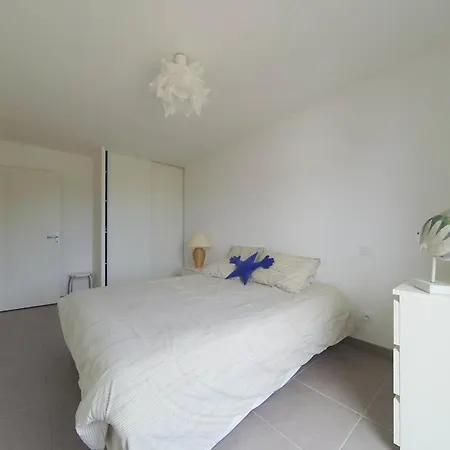 Lägenhet T3 Pour 6 Pers, Balcon, Parking, - Fr-1-803-96