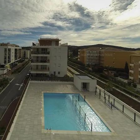 T3 Pour 6 Pers, Balcon, Parking,