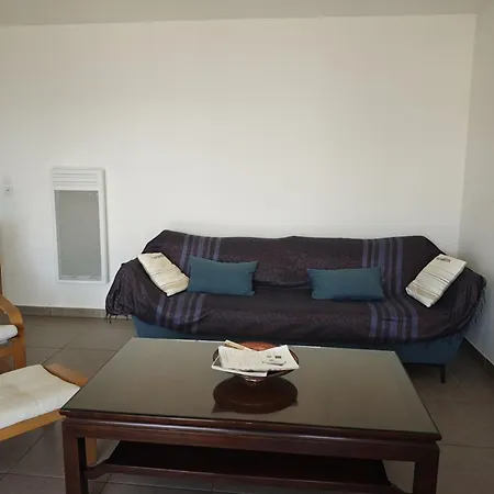 T3 Pour 6 Pers, Balcon, Parking, - Fr-1-803-96 *