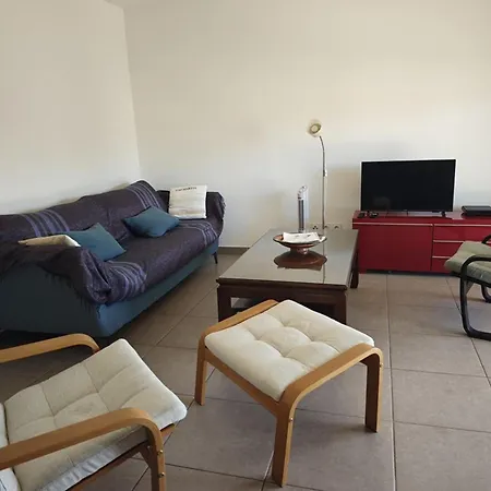 T3 Pour 6 Pers, Balcon, Parking, - Fr-1-803-96 * Le Lavandou